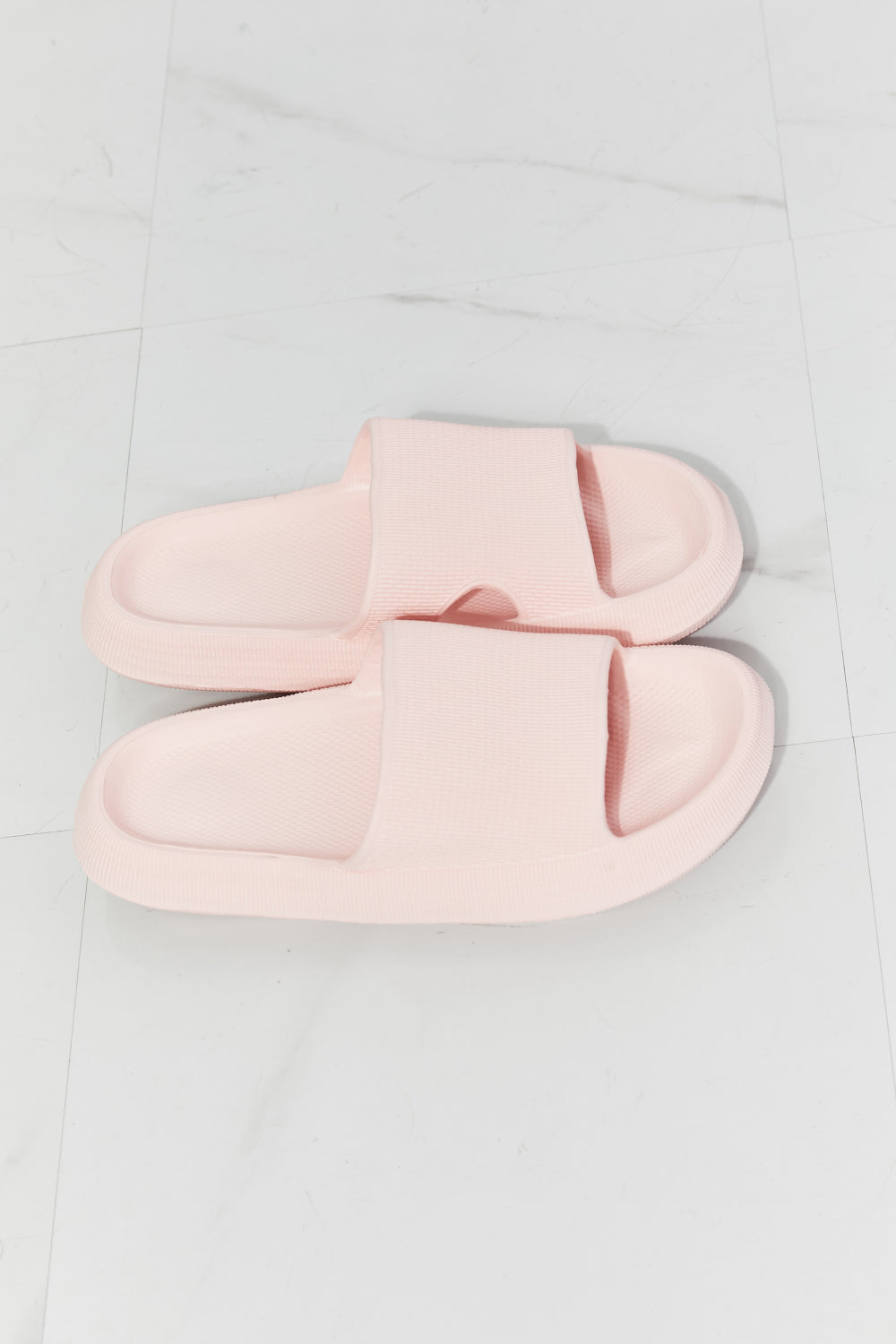 MMShoes Arms Around Me Open Toe Slide in Pink 6