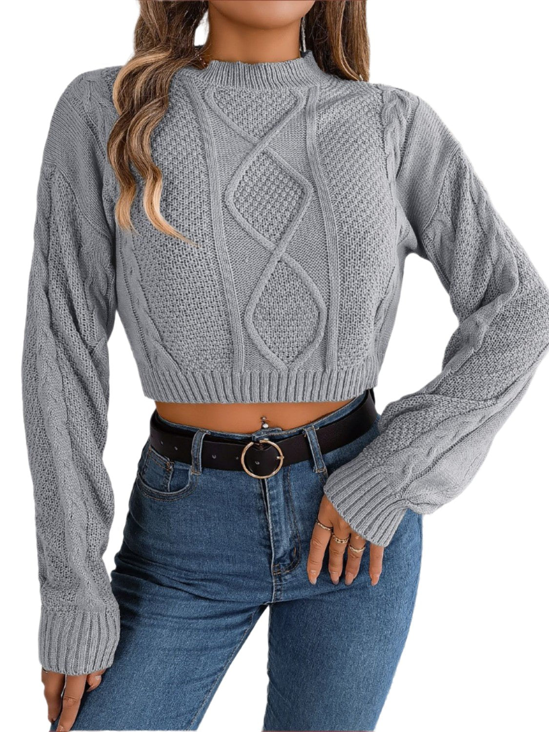 Cable-Knit Round Neck Cropped Sweater1