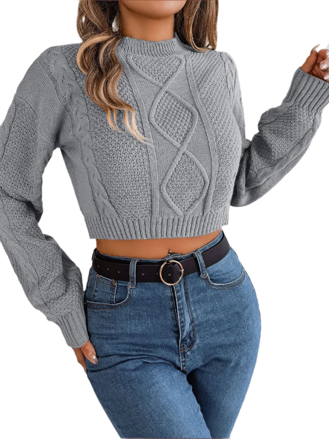 Cable-Knit Round Neck Cropped Sweater4