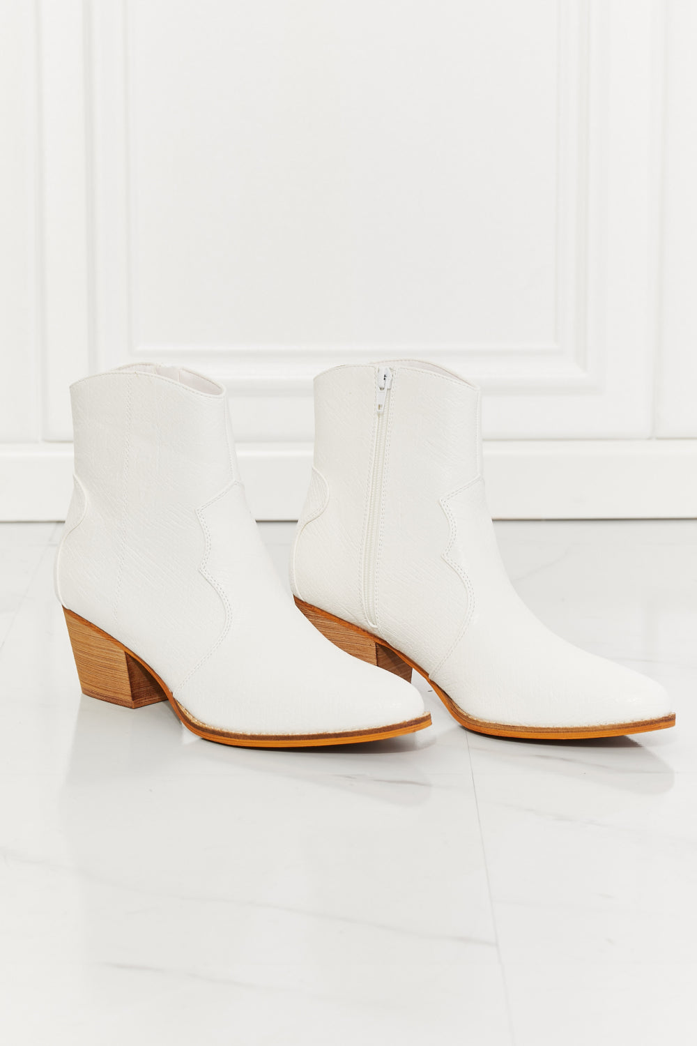 MMShoes Watertower Town Faux Leather Western Ankle Boots in White5