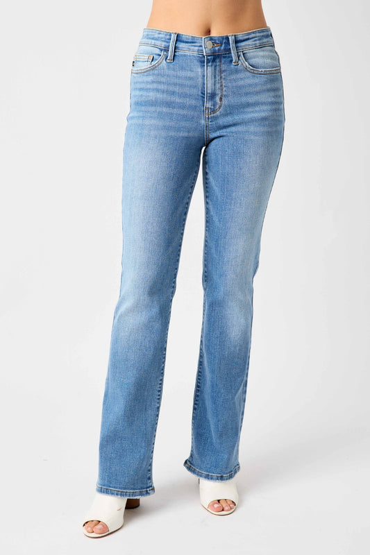 Judy Blue Full Size Mid-Rise Waist Straight Jeans Medium