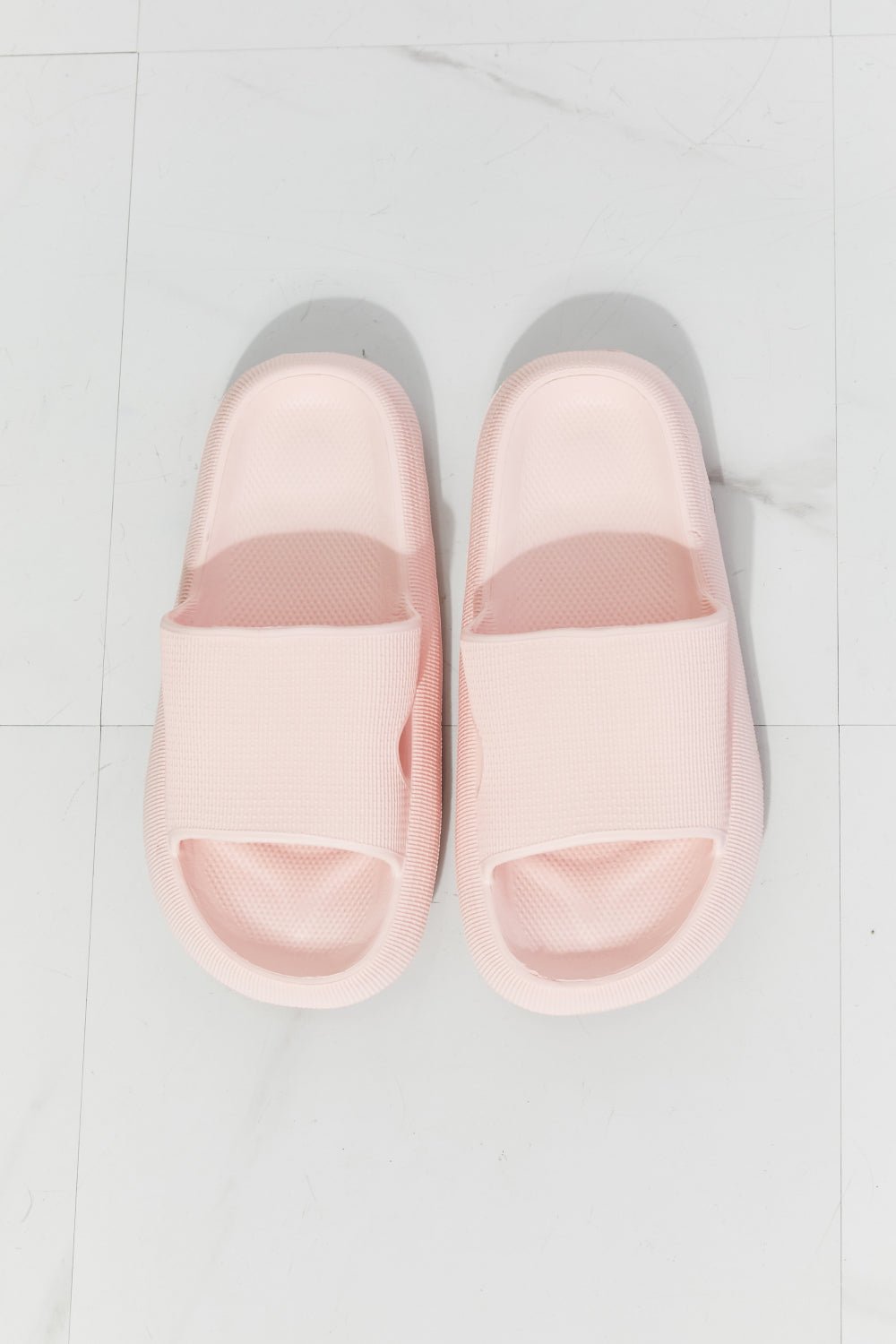 MMShoes Arms Around Me Open Toe Slide in Pink 4