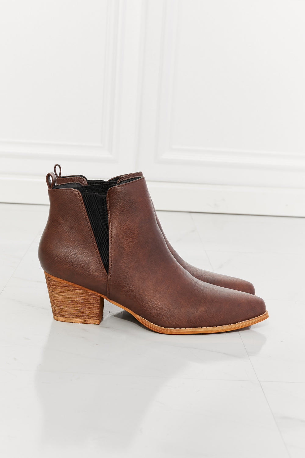 MMShoes Back At It Point Toe Bootie in Chocolate6